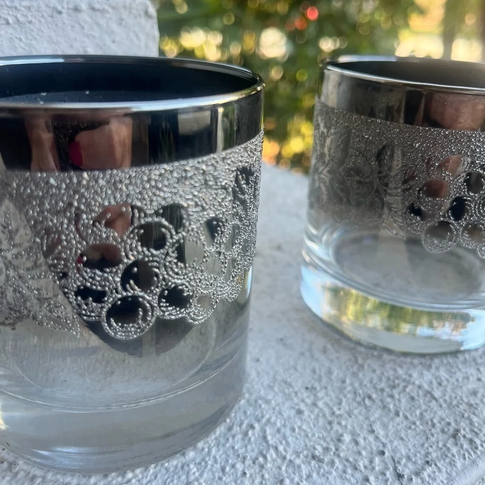 Silver Fade MCM Glasses Barware Embossed Ombré High Ball 4 In Tall Set of 2